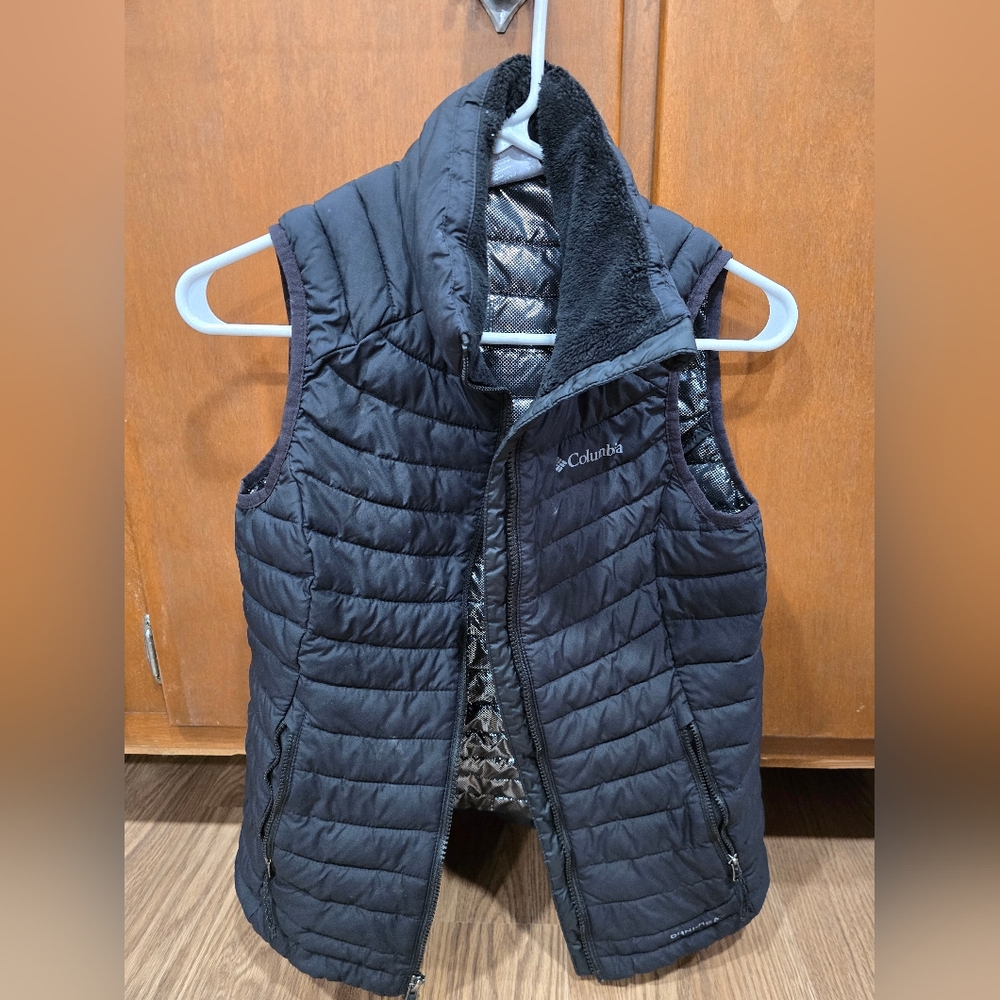 Columbia Black Puffer Vest